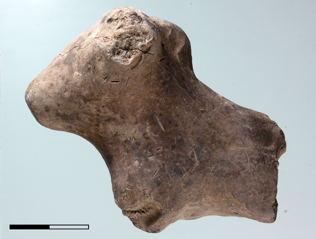 Figurine in the form of a zebu (humped cattle).