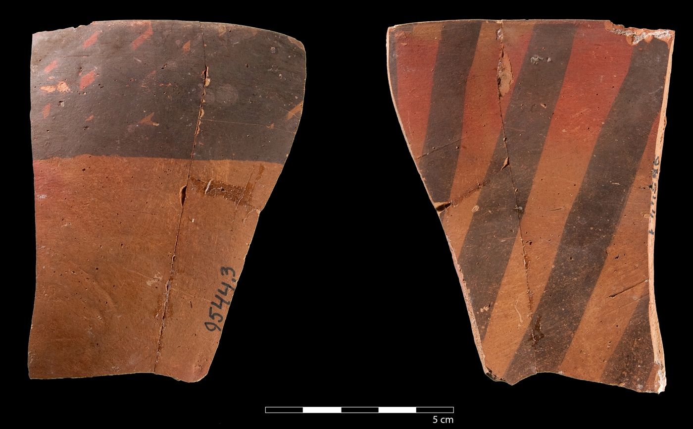 Meana Black on Red rim sherd with crosshatch painting on the exterior (left) and interior stripes (right).